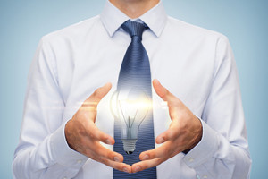 Quais são as atitudes que um empreendedor deve ter ao iniciar um negócio?